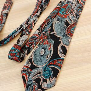 Vintage 80s Tie Men Black Teal Floral Paisley Baroque INDIAN HEAD Hand Made Boho